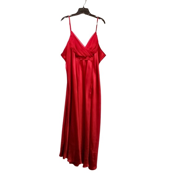Solange Lane Bryant Sexy Red Satin Sleeveless Chemise Nightgown Size 22/24 - Picture 1 of 3